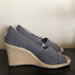 TOM wedges